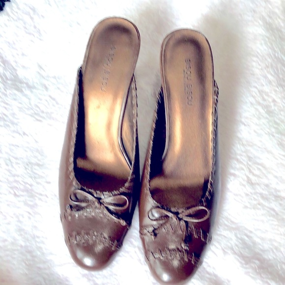 SZ 8 Bisou Bisou by MICHELE BOHBOT BROWN - Picture 1 of 4